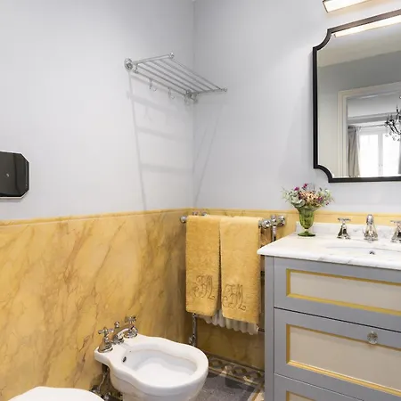Lägenhet Dimora Dell' Arcangelo La Residenza Lucca